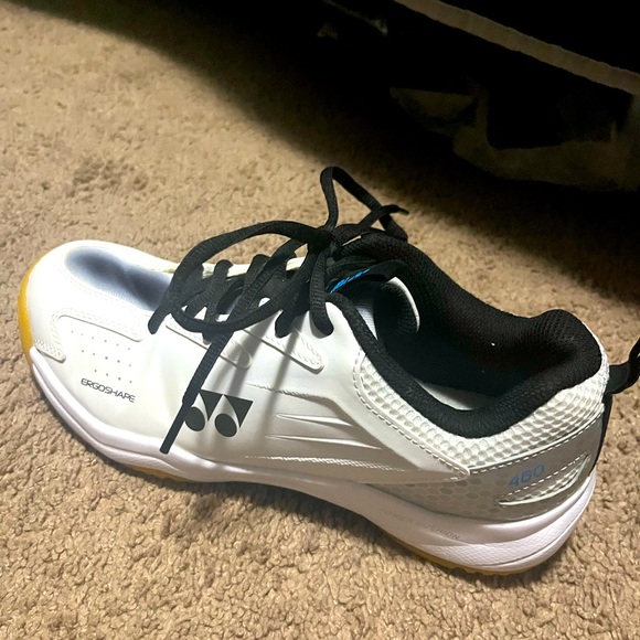 Yonex Men Badminton Shoes - Picture 1 of 2